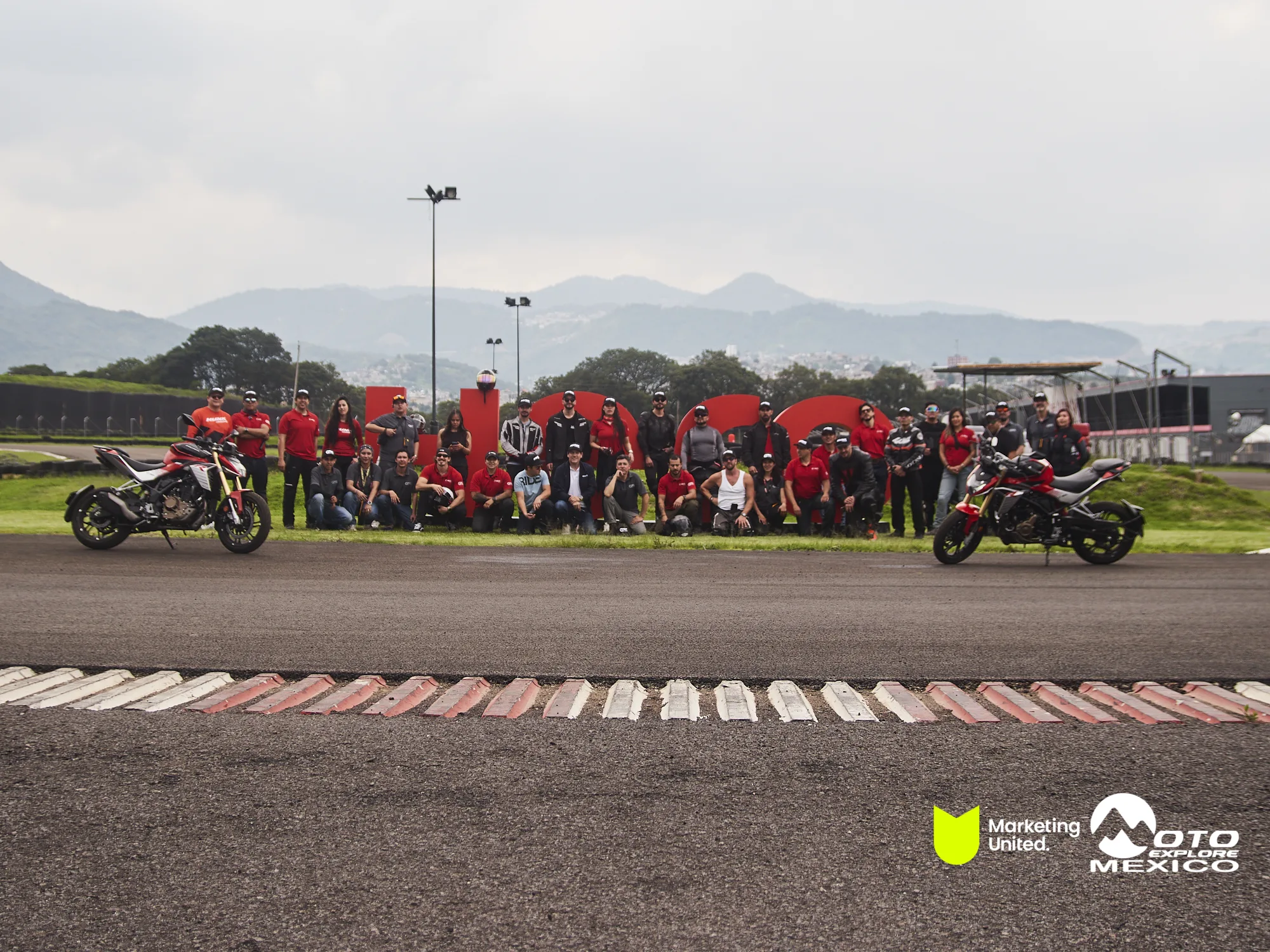 HUNK TRACKDAY 553